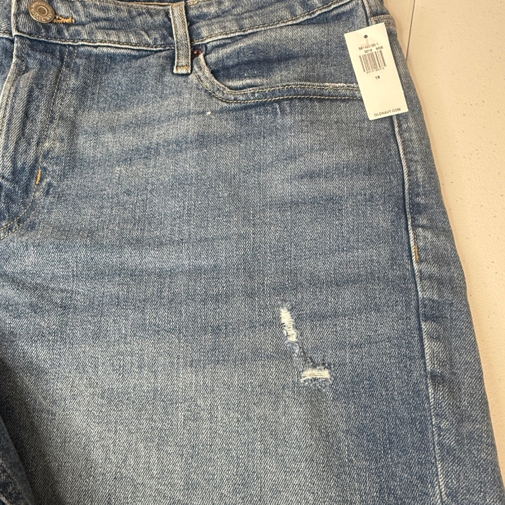 Old Navy OG Loose Denim Shorts Womens 18 Blue Mid Rise Distressed Raw Hem NEW - Picture 6 of 10